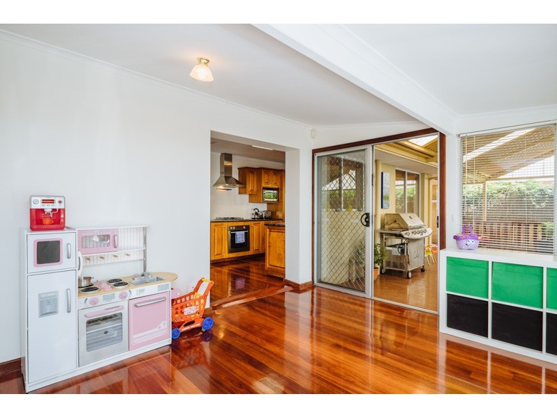 15 Cobden Street, Bayswater WA 6053