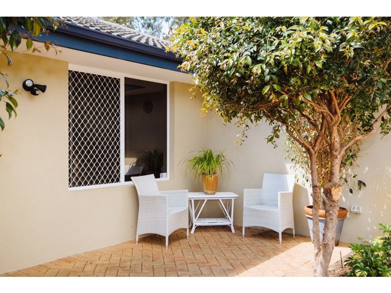 15 Cobden Street, Bayswater WA 6053