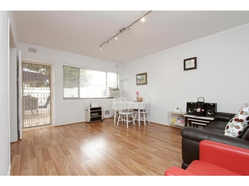 3/109 Pola Street, Dianella WA 6059