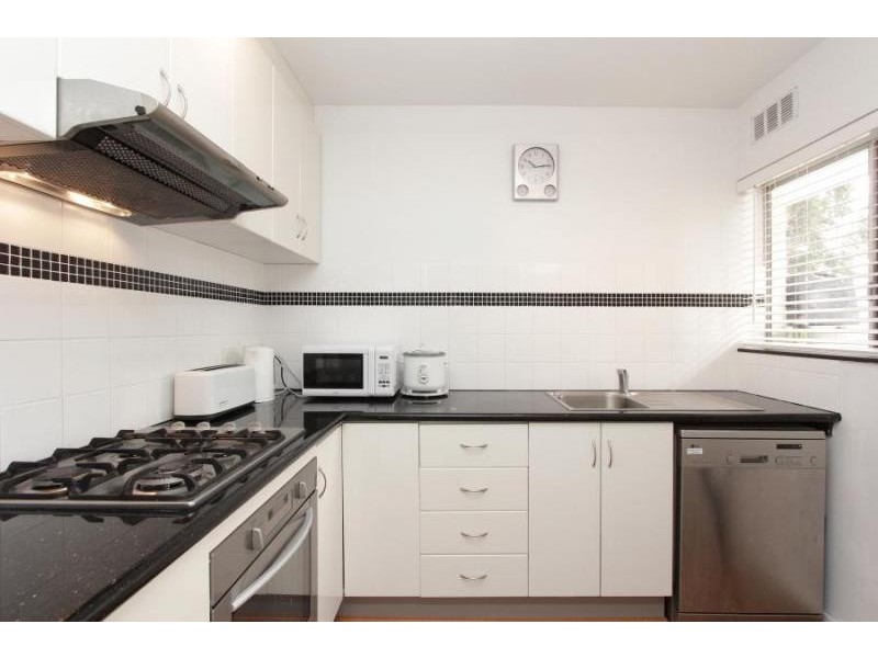 3/109 Pola Street, Dianella WA 6059