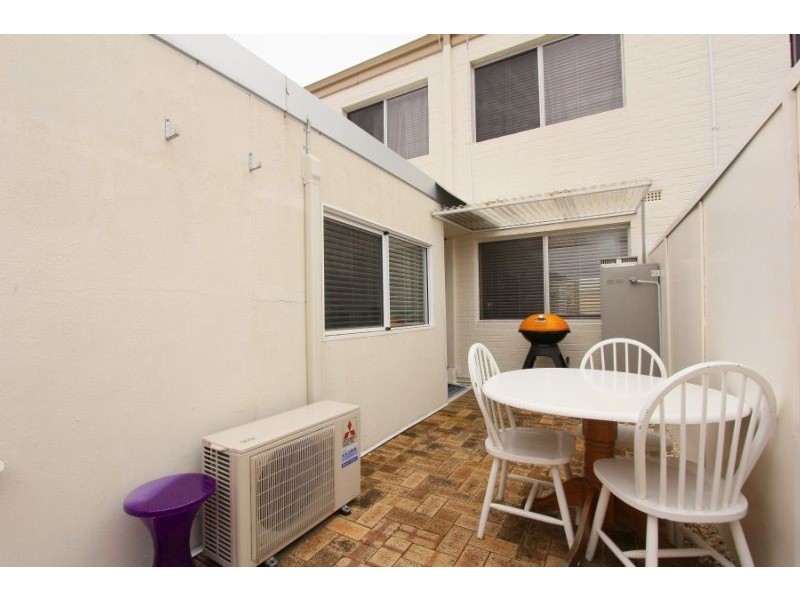 3/109 Pola Street, Dianella WA 6059