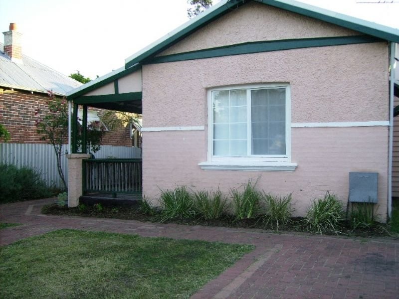 23 Tenth Avenue, Maylands WA 6051