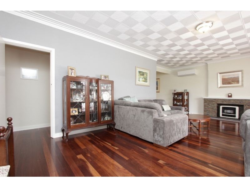 24 Malba Crescent, Dianella WA 6059