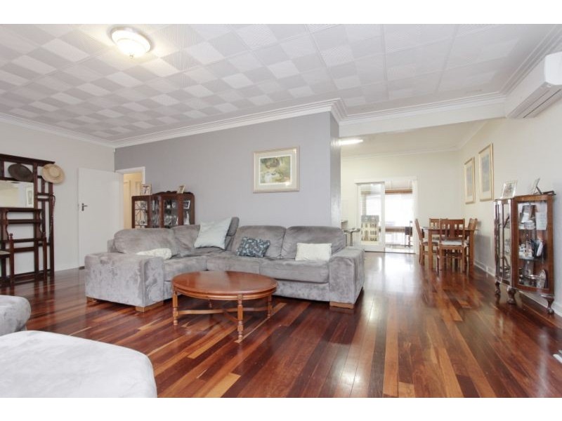 24 Malba Crescent, Dianella WA 6059