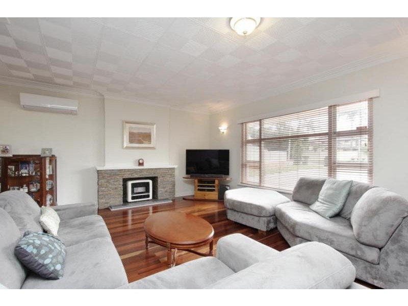 24 Malba Crescent, Dianella WA 6059