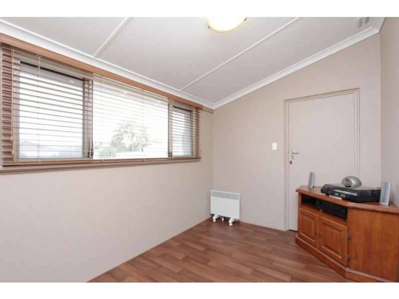 24 Malba Crescent, Dianella WA 6059