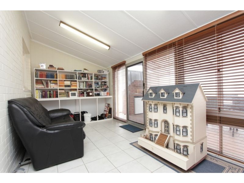 24 Malba Crescent, Dianella WA 6059