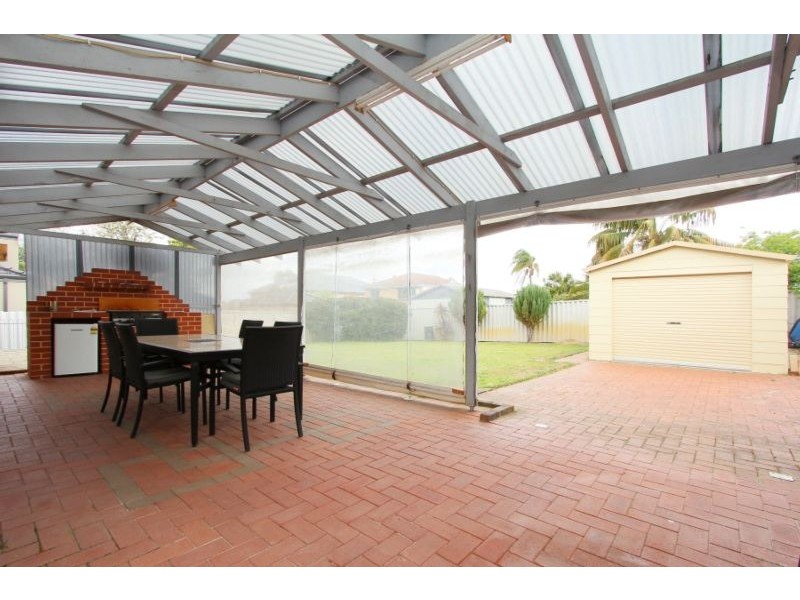 24 Malba Crescent, Dianella WA 6059