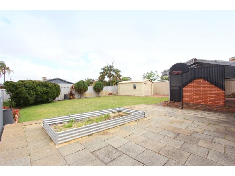 24 Malba Crescent, Dianella WA 6059