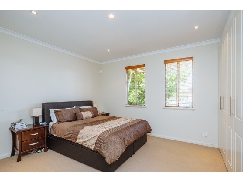 135A Tenth Avenue, Inglewood WA 6052