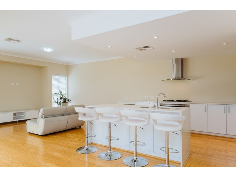 17 Darby Street, Bayswater WA 6053