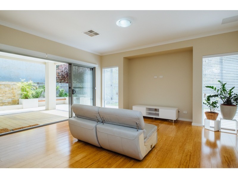 17 Darby Street, Bayswater WA 6053