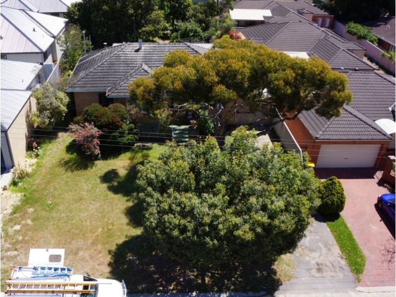 15 Hindmarsh Avenue, Yokine WA 6060