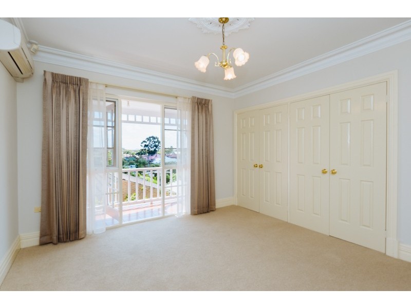 Unit 1/127 Ninth Avenue, Inglewood WA 6052