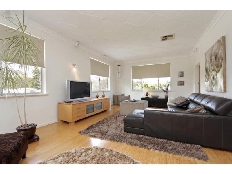 29 Shannon Road, Dianella WA 6059