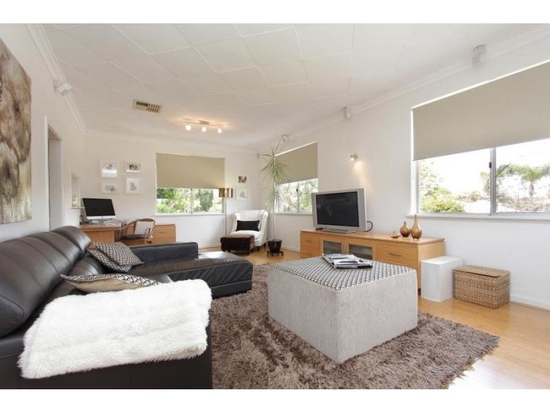 29 Shannon Road, Dianella WA 6059