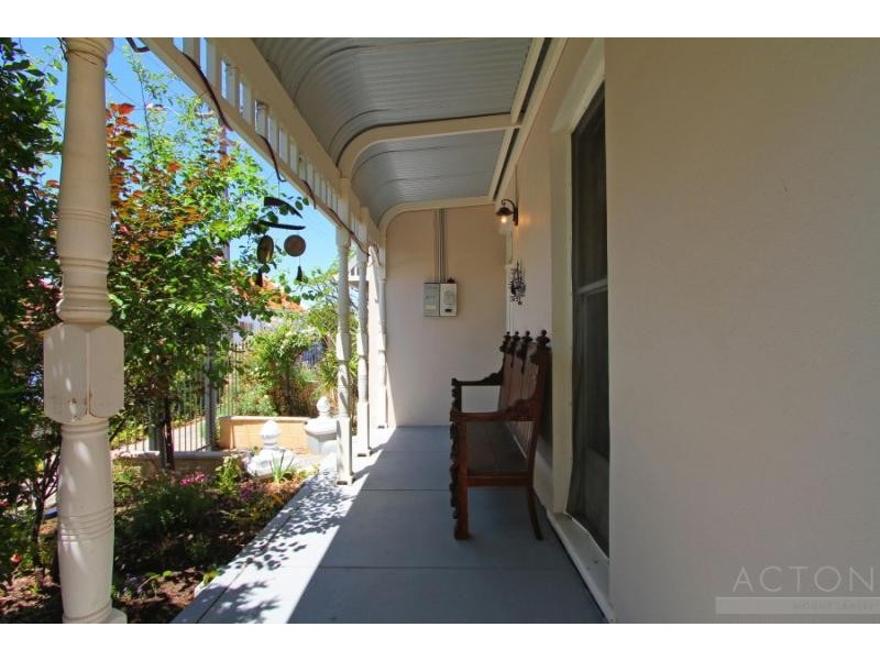 7 Lacey Street, Perth WA 6000