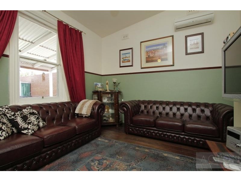 7 Lacey Street, Perth WA 6000