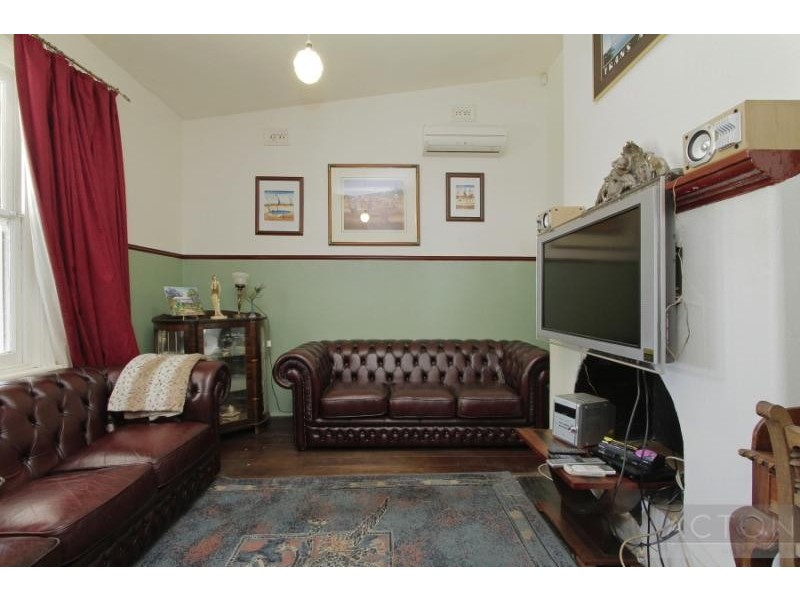 7 Lacey Street, Perth WA 6000