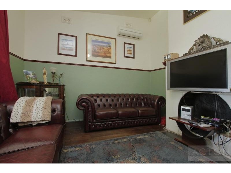 7 Lacey Street, Perth WA 6000