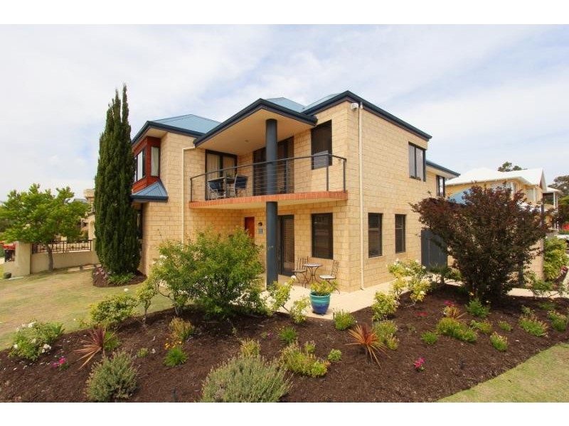 4 Tourer Court, Maylands WA 6051