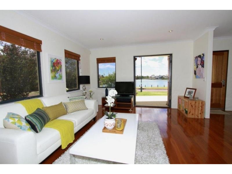 4 Tourer Court, Maylands WA 6051