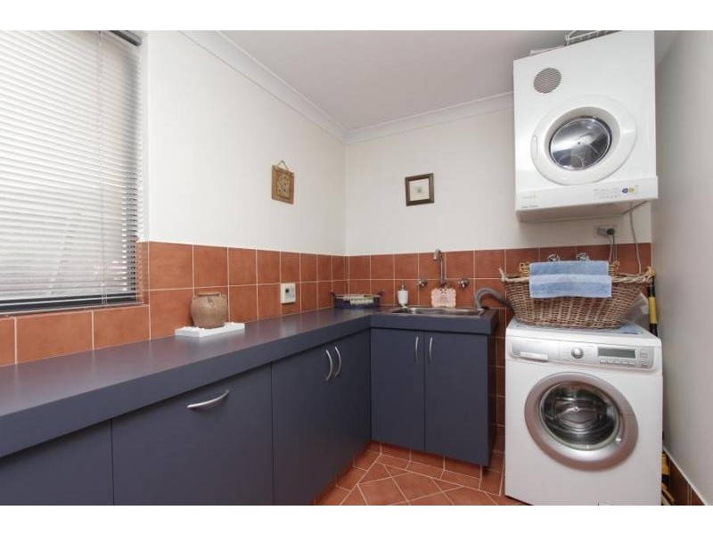 4 Tourer Court, Maylands WA 6051