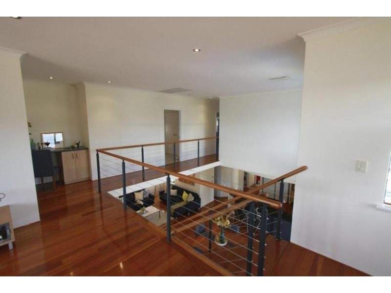 4 Tourer Court, Maylands WA 6051