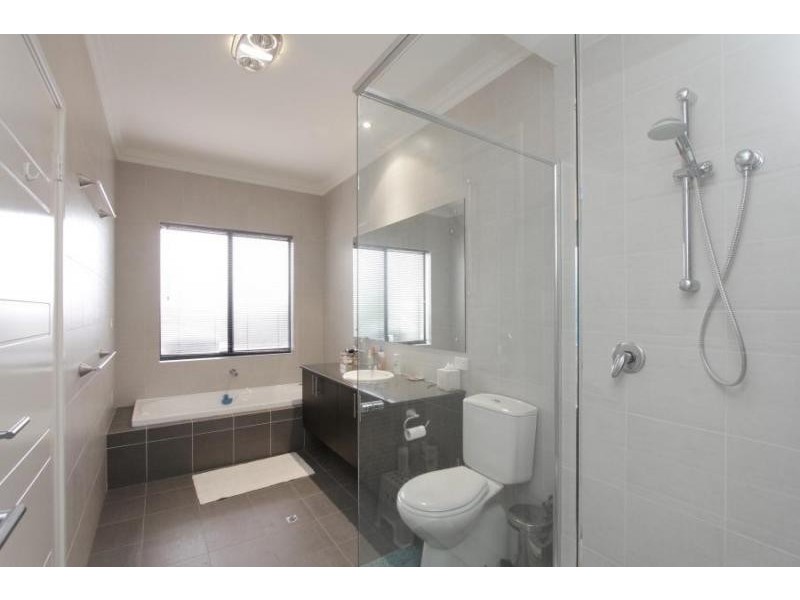 425A Hector Street, Yokine WA 6060