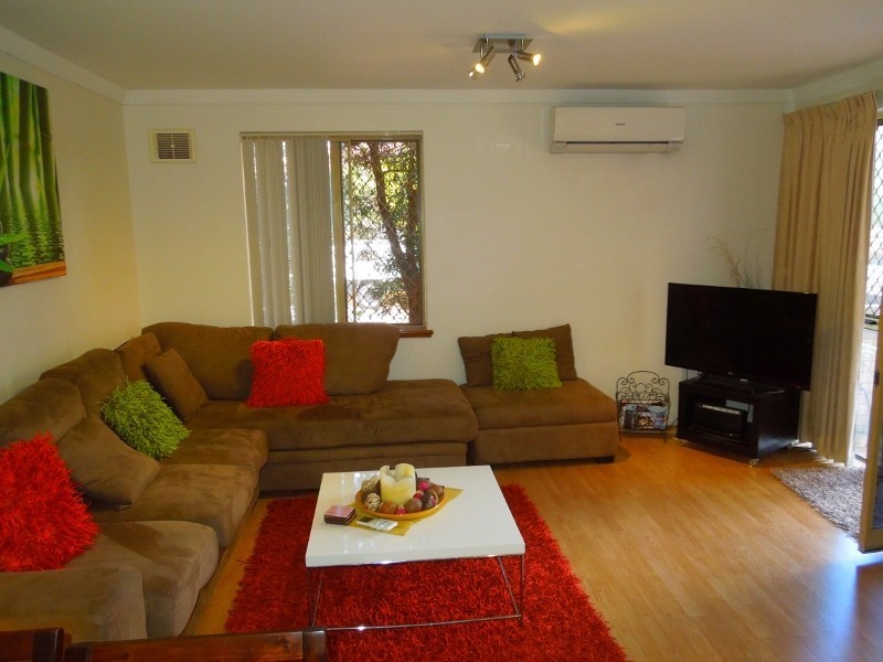 112/2 Wall Street, Maylands WA 6051