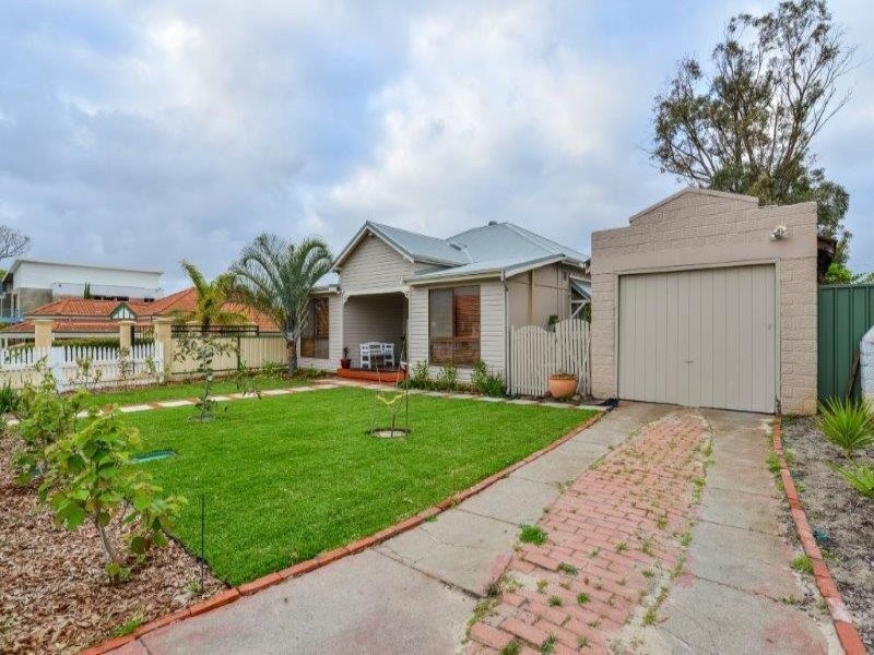 64 The Strand, Bayswater WA 6053