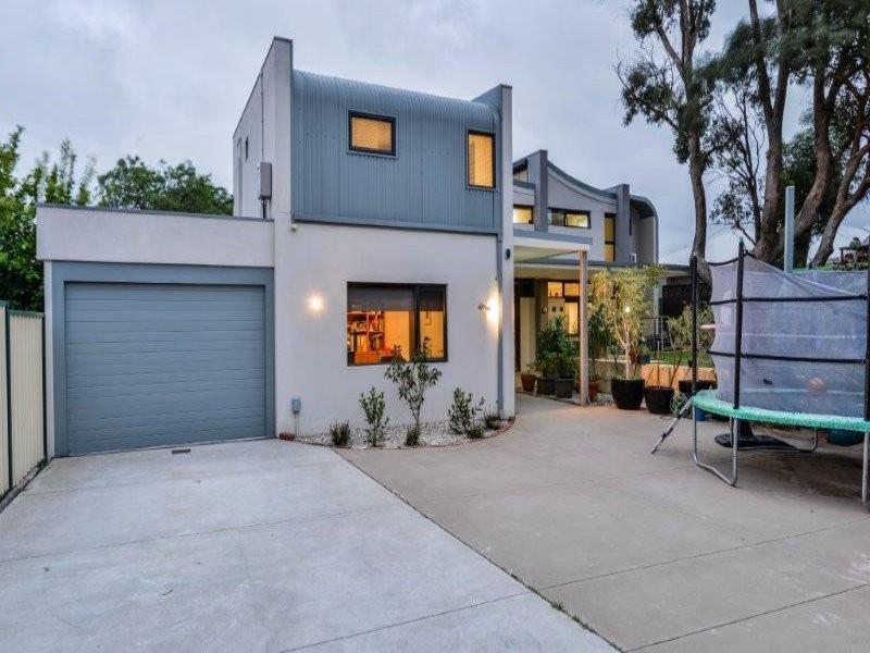 64A The Strand, Bayswater WA 6053