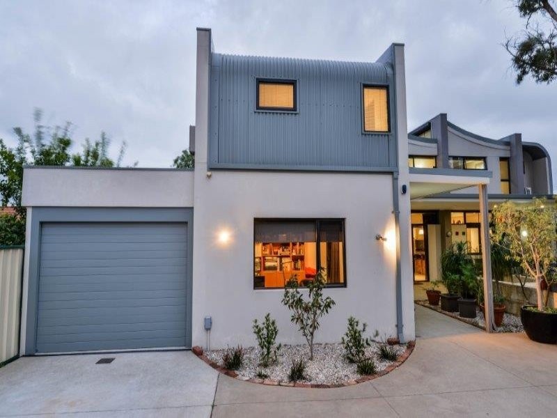 64A The Strand, Bayswater WA 6053