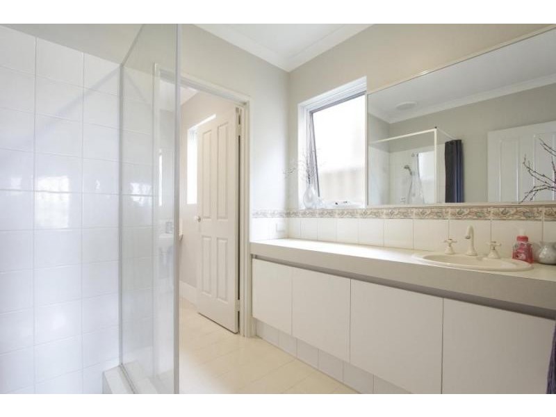 36 Dehavilland View, Maylands WA 6051
