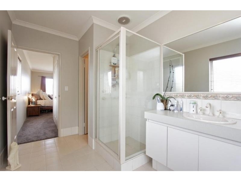 36 Dehavilland View, Maylands WA 6051