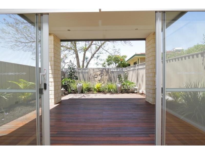 4A Burns Avenue, Yokine WA 6060