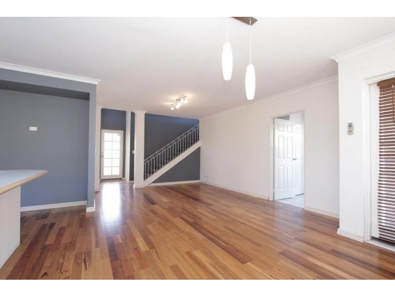 2/57 Kirkham Hill Terrace, Maylands WA 6051