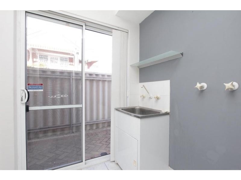 2/57 Kirkham Hill Terrace, Maylands WA 6051