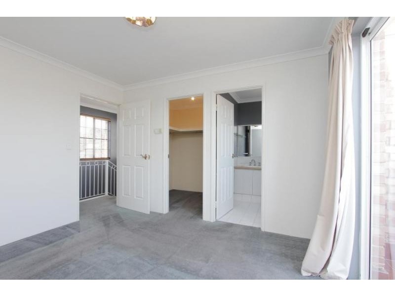 2/57 Kirkham Hill Terrace, Maylands WA 6051