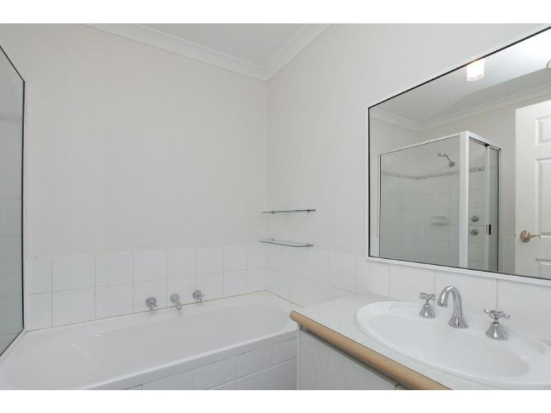 2/57 Kirkham Hill Terrace, Maylands WA 6051