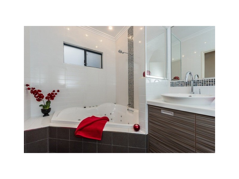 29 Kelvin Street, Maylands WA 6051