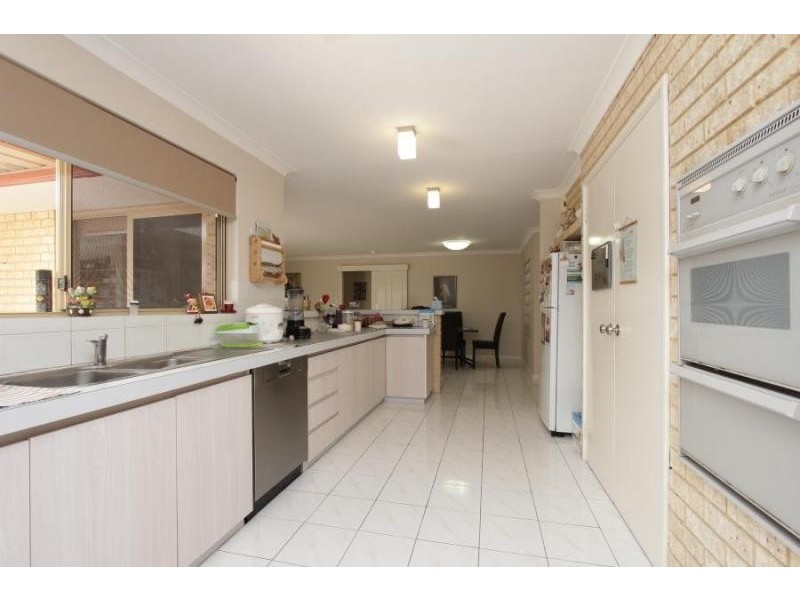 57 Glanton Way, Dianella WA 6059