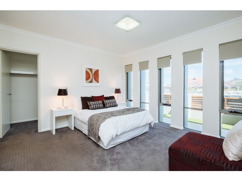 221 Royal St, Yokine WA 6060