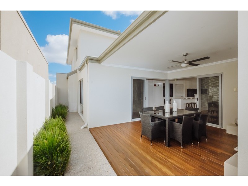 221 Royal St, Yokine WA 6060