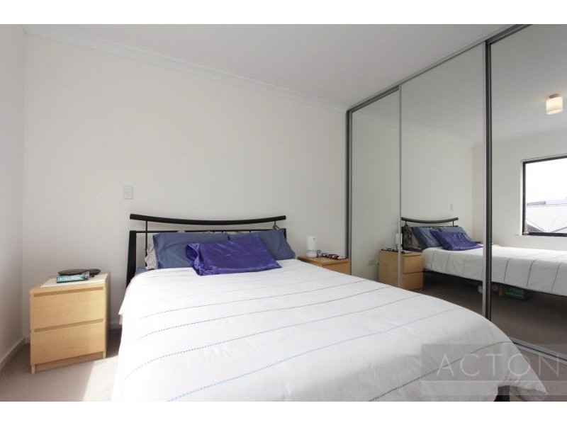 145/215 Stirling Street, Highgate WA 6003