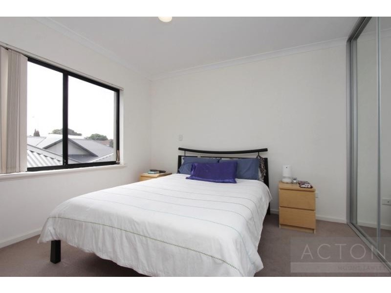 145/215 Stirling Street, Highgate WA 6003