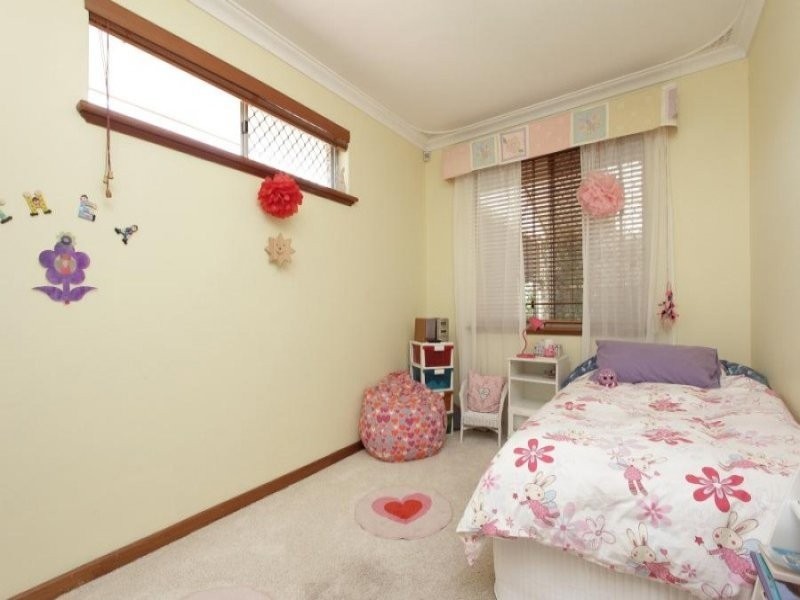 29 Shannon Road, Dianella WA 6059