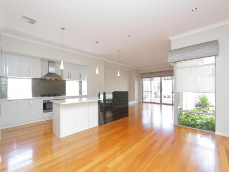 4A Burns Avenue, Yokine WA 6060