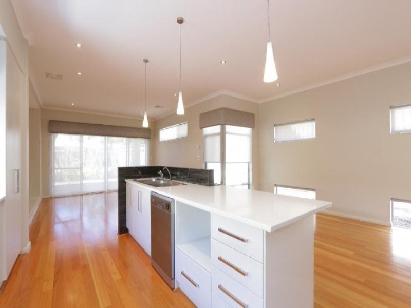 4A Burns Avenue, Yokine WA 6060