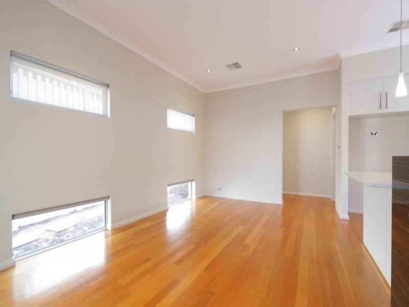 4A Burns Avenue, Yokine WA 6060